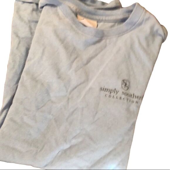 Simply Southern size small t shirt see pics - Picture 1 of 4